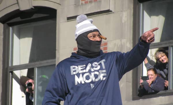Time For Marshawn Lynch To Step Aside In Oakland? 2 Beast Mode