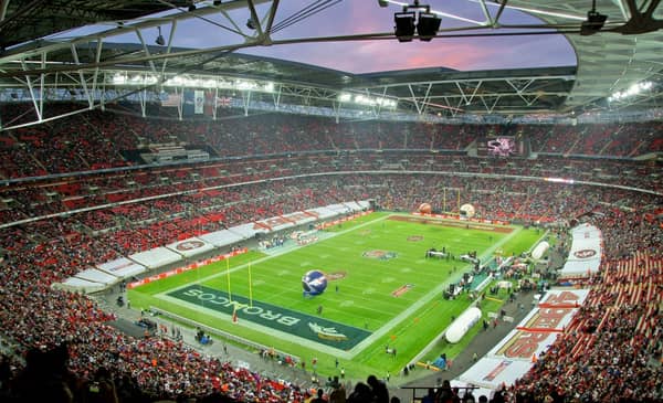Premier League Players Confused By NFL Markings 2 NFL London