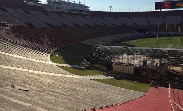 How The Rams Should Contain Lamar Jackson 2 The Los Angeles Coliseum. Photo Credit: The West End | Under Creative Commons License