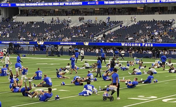 Los Angeles Players Stretching At Fans Open Practice. Photo Credit: Ryan Dyrud | LAFB Network