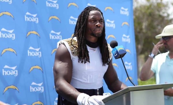 Melvin Gordon May Just Hold Out....Why? 2 Melvin Gordon