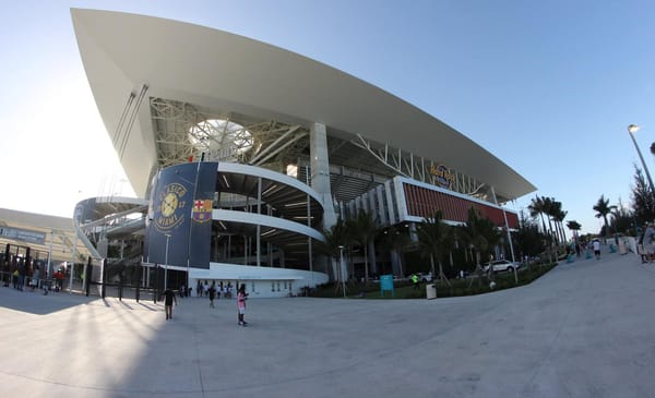 Hard Rock Stadium. Photo Credit: riouj | Under Creative Commons License