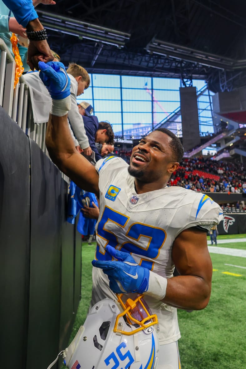 Los Angeles Chargers Predicted To Khalil Mack To NFC Contender