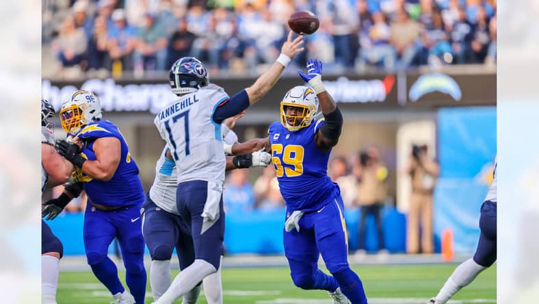 Chargers Defensive Lineman Sebastian Joseph-Day Photo Credit: Mike Nowak | Los Angeles Chargers