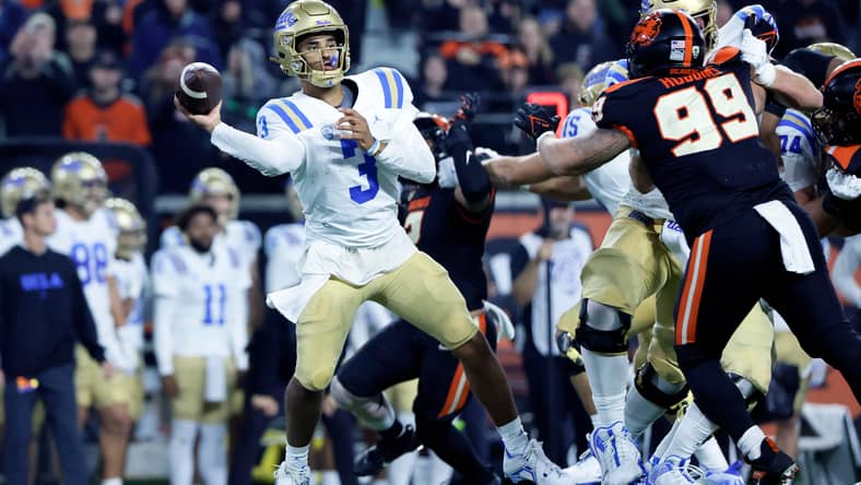 Bruins Offense Soul Searching After OSU Loss 2 NCAA Football: Bruins at Oregon State