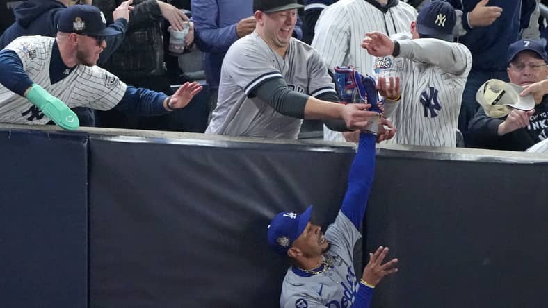 Yankees Fan Does The Most New York Thing Possible During World Series Game Against Dodgers 2 MLB: World Series-Los Angeles Dodgers at New York Yankees | Mookie Betts