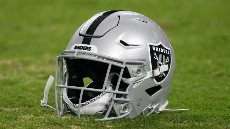 Las Vegas Raiders Trade Window Closing For Elite WR 4 NFL: San Francisco 49ers at Las Vegas Raiders