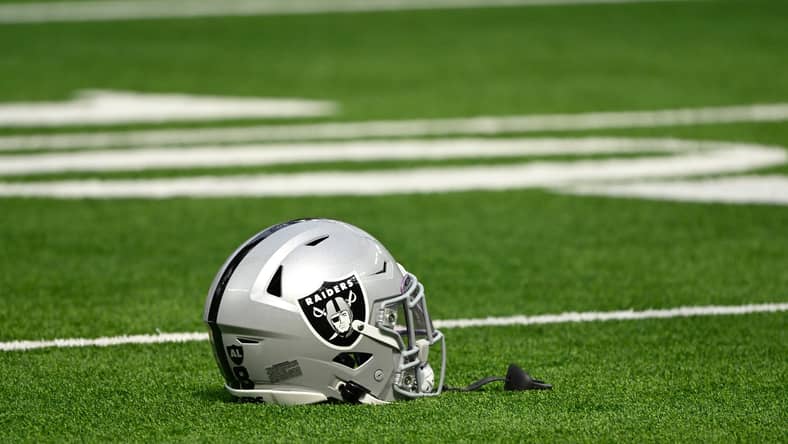 Las Vegas Raiders Late-Round Draft Pick Gets High-Profile Ringing Endorsement 2 NFL: Las Vegas Raiders at Los Angeles Rams