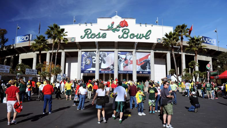 A New UCLA Stadium? 3 NCAA Football: Rose Bowl-Wisconsin vs Oregon