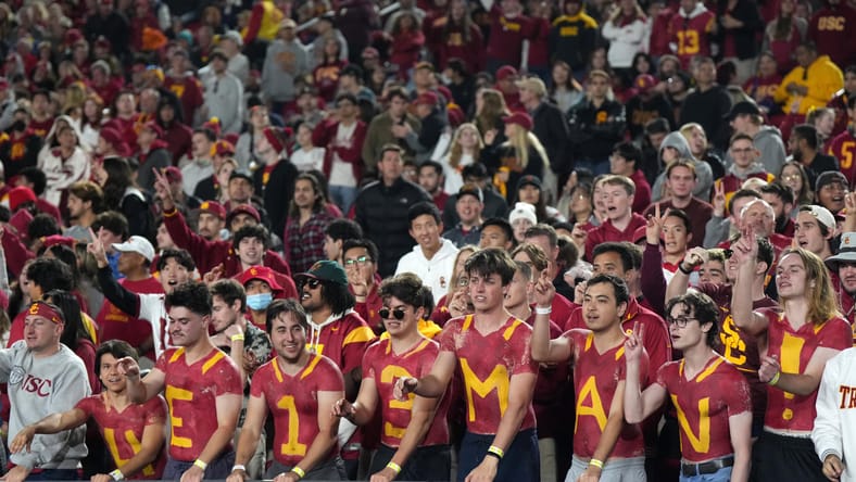 NCAA Football: Notre Dame at Southern California