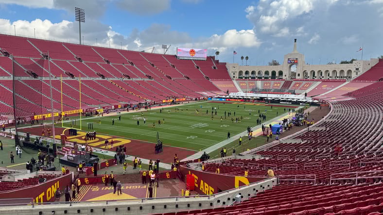 USC Vs UCLA: USC Trojans Los Angeles Memorial Coliseum