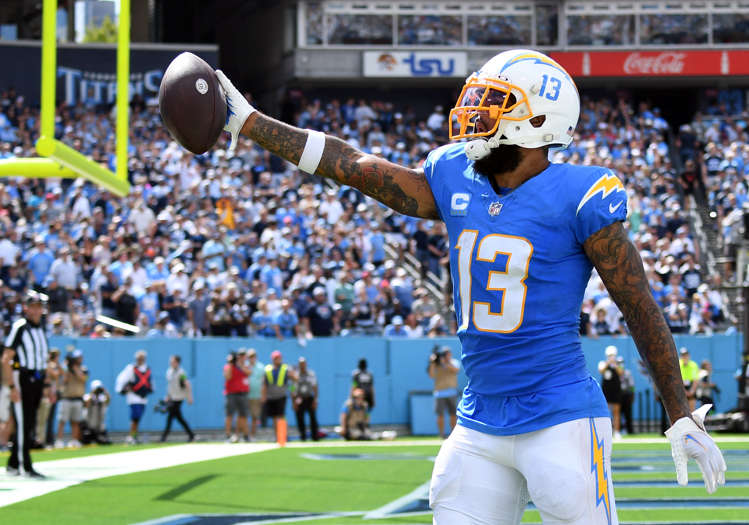 NFL: Los Angeles Chargers at Tennessee Titans