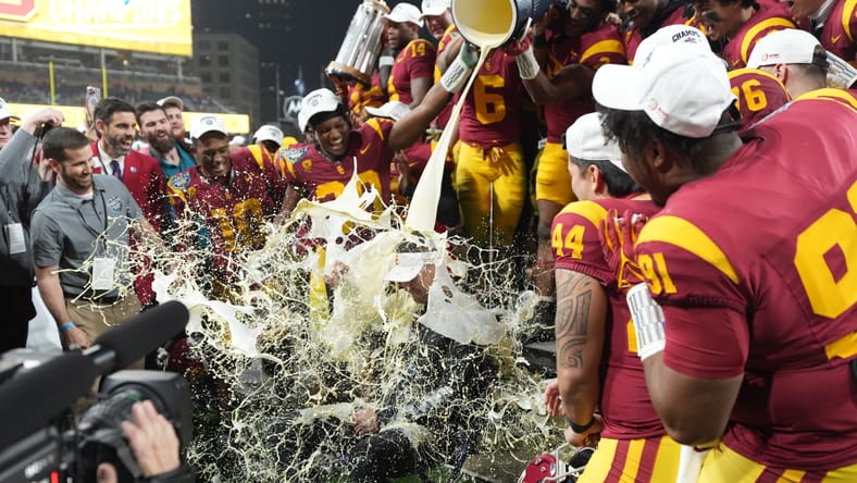 NCAA Football: Holiday Bowl-Louisville at Southern California