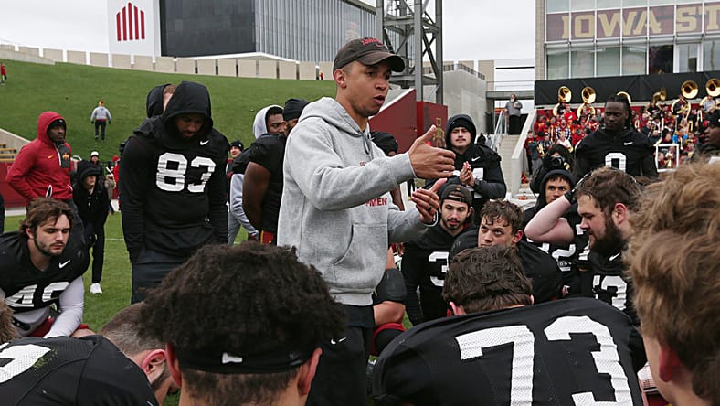 Syndication: The Des Moines Register