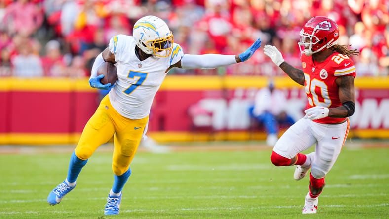 Top Reasons The Los Angeles Chargers Should Re-Sign Gerald Everett 4 NFL: Los Angeles Chargers at Kansas City Chiefs
