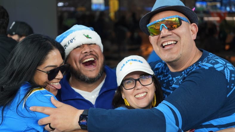 NFL: Baltimore Ravens at Los Angeles Chargers / gifts for chargers fans