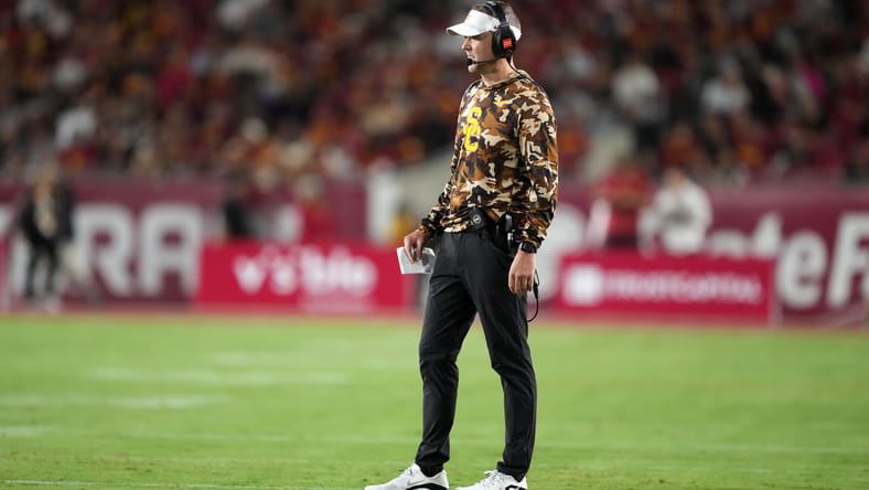 USC Football Notebook: Elijah Newby’s Growing Role, Freshmen to Watch, and Wisconsin Travel Plans 1 USC Football Notebook: Elijah Newby’s Growing Role, Freshmen to Watch, and Wisconsin Travel Plans
