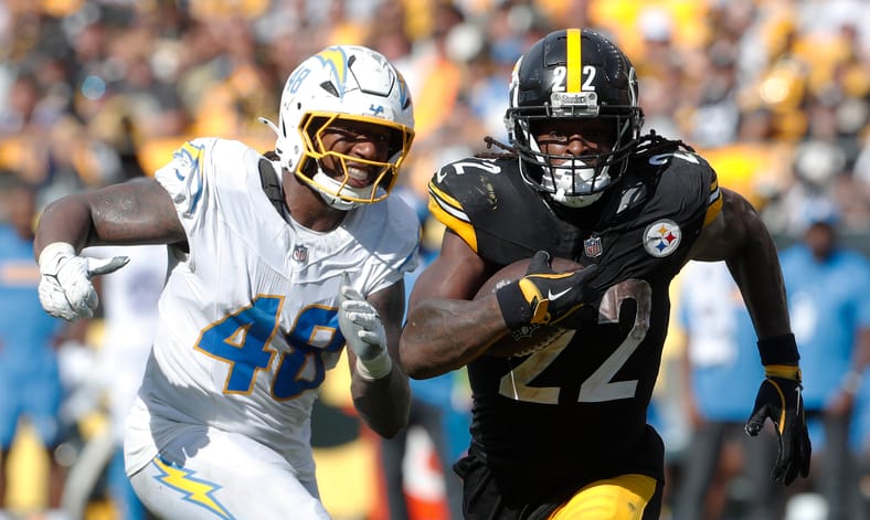 NFL: Los Angeles Chargers at Pittsburgh Steelers