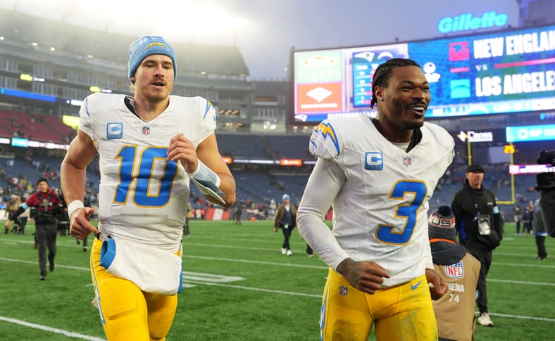 NFL: Los Angeles Chargers at New England Patriots