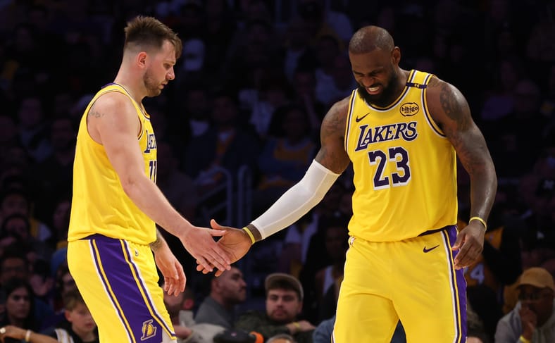 Los Angeles Lakers Superstar Gets 100% Real About His 4th Quarter Collapse Vs. Chicago Bulls 2 NBA: Minnesota Timberwolves at Los Angeles Lakers