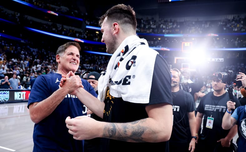 NBA: Los Angeles Lakers at Dallas Mavericks