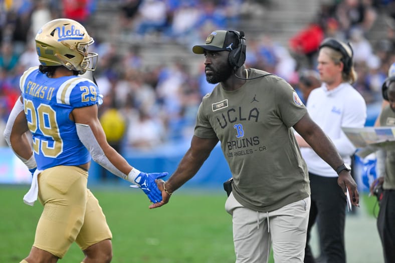 UCLA Bruins Secure Final 3 Visit With Top Edge Prospect 2 NCAA Football: Fresno State at UCLA Bruins
