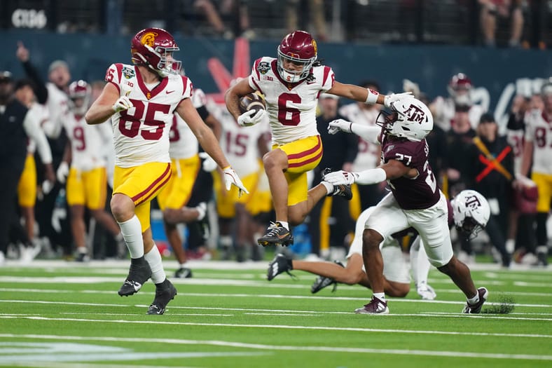 USC Trojans Wide Receiver Makai Lemon