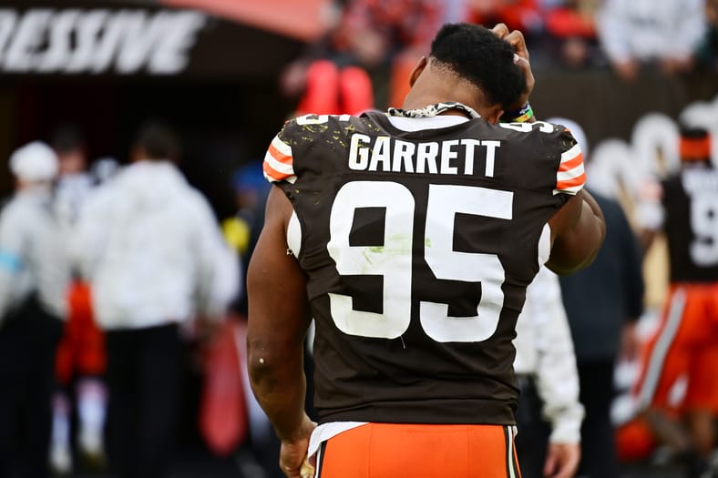 Los Angeles Chargers Included in Latest Myles Garrett Trade Rumors 3 NFL: Los Angeles Chargers at Cleveland Browns