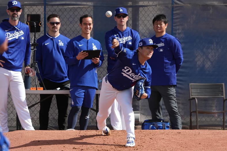 MLB: Los Angeles Dodgers-Workouts