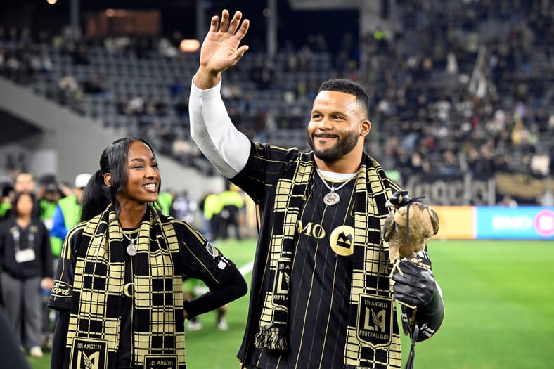 MLS: MLS Cup Playoffs-Round One-Vancouver Whitecaps FC at LAFC