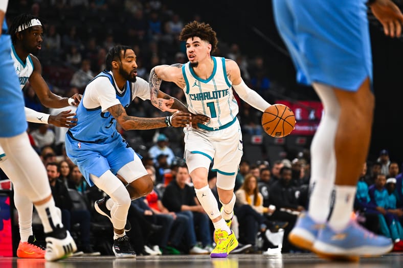 Los Angeles Clippers At The Center Of Shocking Trade Idea 3 NBA: Charlotte Hornets at Los Angeles Clippers