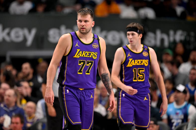 Los Angeles Lakers Face 2 Huge Contract Extensions That Will Define Post-LeBron Era 3 NBA: Los Angeles Lakers at Dallas Mavericks