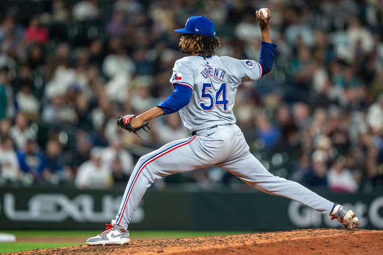 Los Angeles Dodgers Sign Another Veteran Reliever | Jose Urena