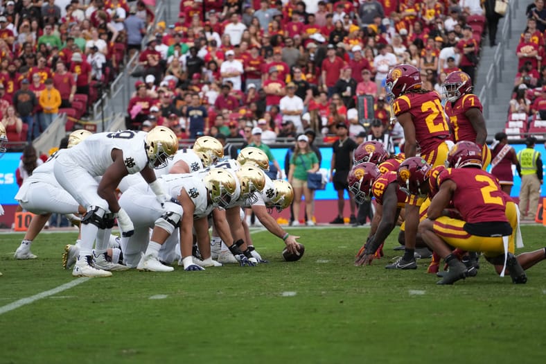 NCAA Football: Notre Dame at USC Trojans