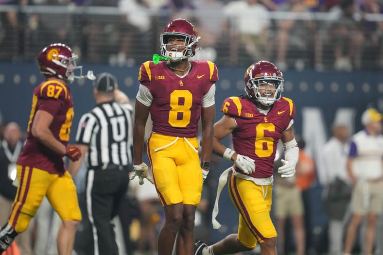 2 USC Trojans Jockey For Nation's Top Ranking 3 NCAA Football: Vegas Kickoff Classic-USC Trojans at Louisiana State