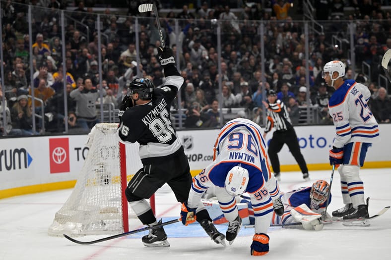 NHL: Stanley Cup Playoffs-Edmonton Oilers at Los Angeles Kings | Andrei Kuzmenko