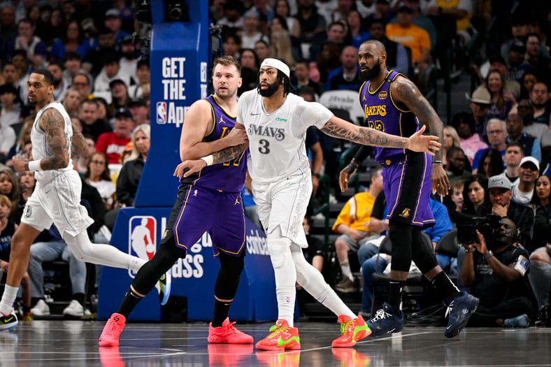 NBA: Los Angeles Lakers at Dallas Mavericks