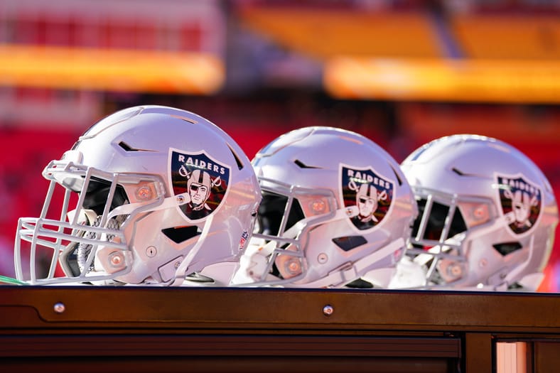 NFL: Las Vegas Raiders at Kansas City Chiefs