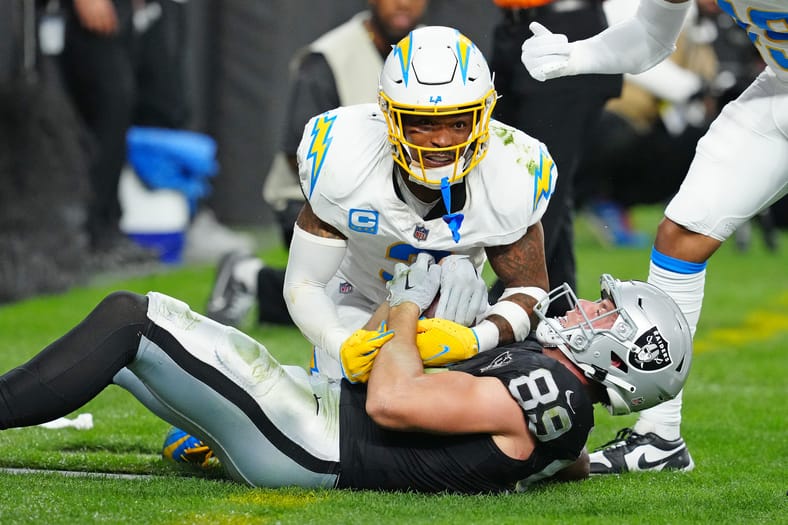 NFL: Los Angeles Chargers at Las Vegas Raiders