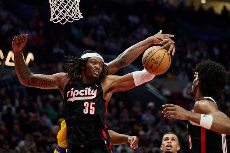 NBA: Los Angeles Lakers at Portland Trail Blazers