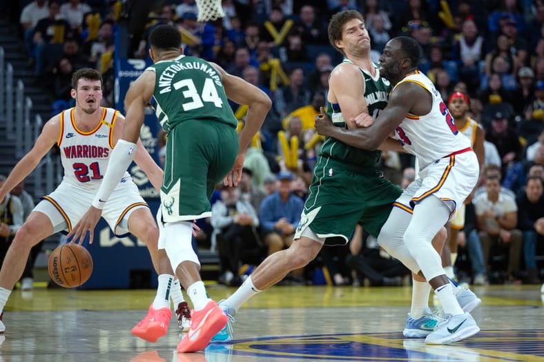 NBA: Milwaukee Bucks at Golden State Warriors