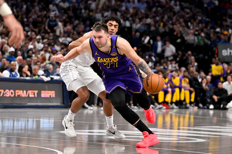 NBA: Los Angeles Lakers at Dallas Mavericks