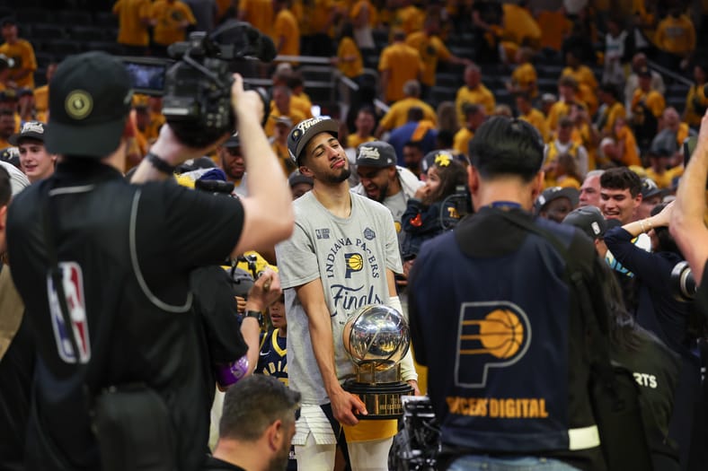 Latest Lakers Trade Rumors Adds Effiency Monster To LAs Frontcourt 5 NBA: Playoffs-New York Knicks at Indiana Pacers