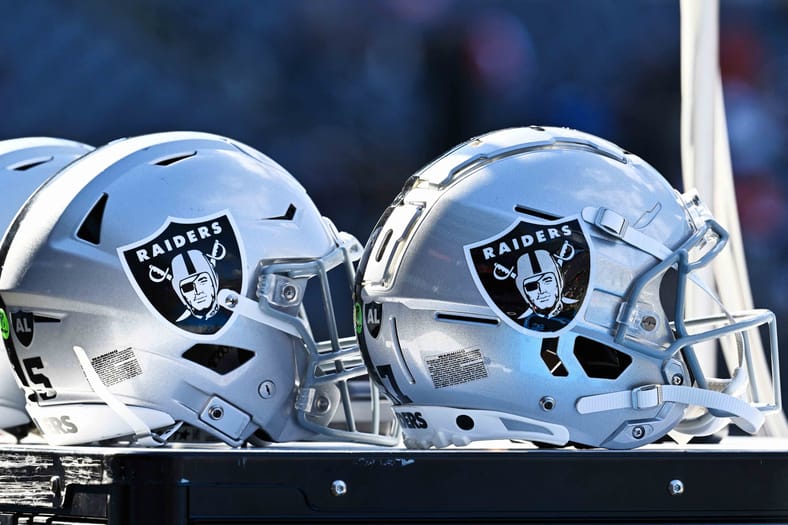NFL: Las Vegas Raiders at Chicago Bears