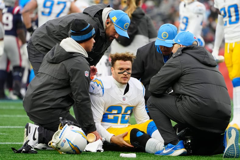 NFL: Los Angeles Chargers at New England Patriots