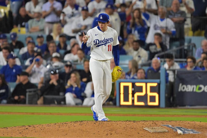 Dodgers Executive Praises Playoff Form Of Roki Sasaki