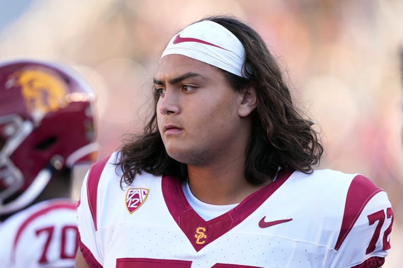 NCAA Football: USC Trojans at California