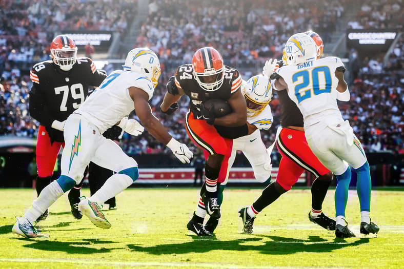 NFL: Los Angeles Chargers at Cleveland Browns