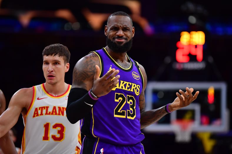 NBA: Atlanta Hawks at Los Angeles Lakers