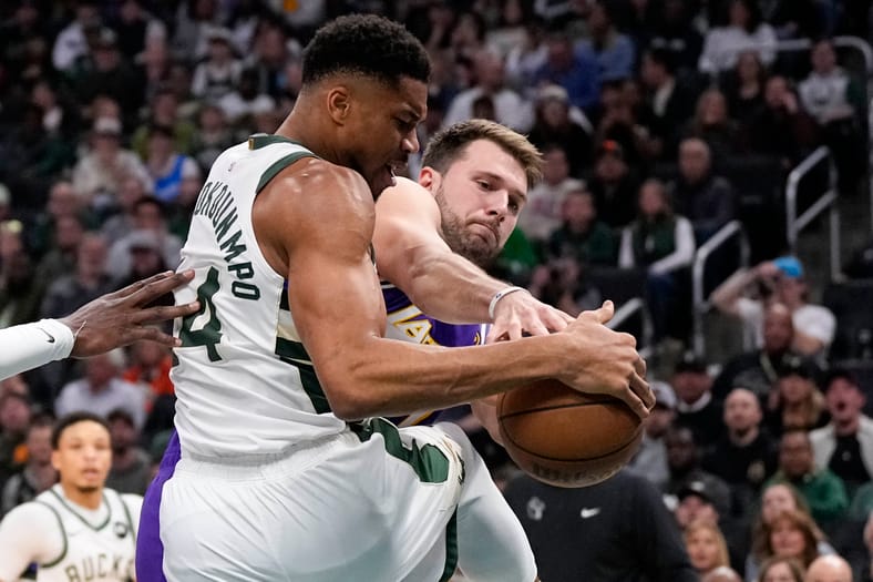 NBA: Los Angeles Lakers at Milwaukee Bucks
